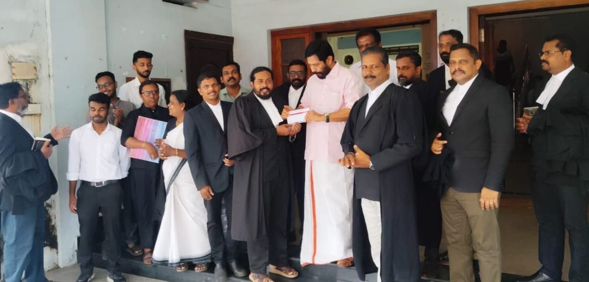 ആൾ ഇന്ത്യ ലോയേഴ്‌സ് യൂണിയൻ മെമ്പർഷിപ്പ് വിതരണ ഉദ്ഘാടനവും പ്രതിഷേധവും സംഘടിപ്പിച്ചു