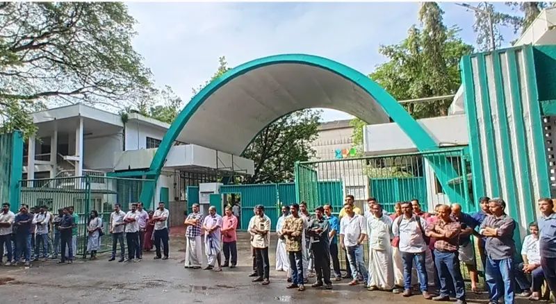 വെള്ളൂർ കെ.പി.പി.എൽ: മുഴുവൻ കരാർ തൊഴിലാളികളേയും സ്ഥിരപ്പെടുത്താൻ സർക്കാർ തീരുമാനം