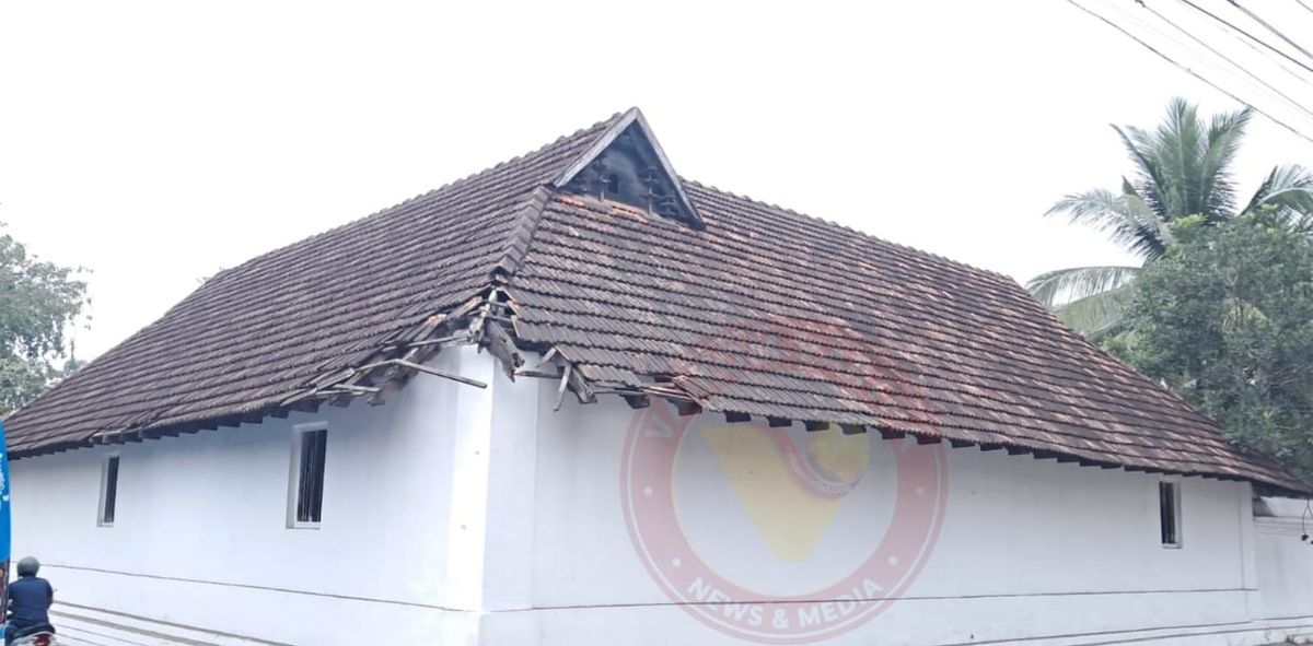 അഷ്ടമിയായിട്ടും അറ്റകുറ്റപ്പണിയില്ലാതെ പത്തായപ്പുര