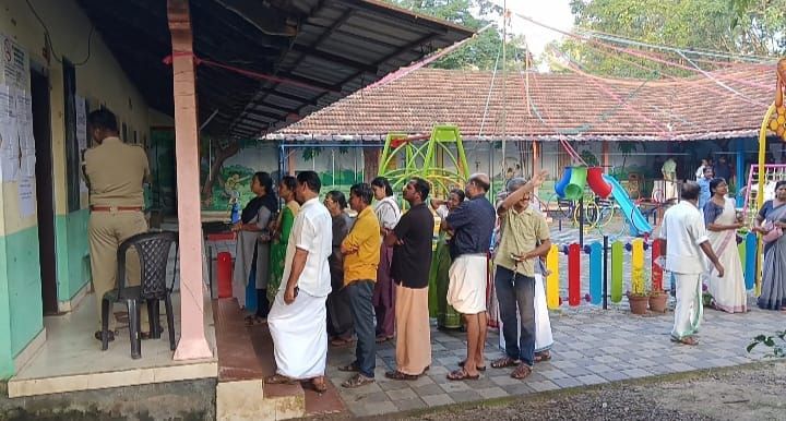 പോളിംഗ്: ഗ്രാമ പഞ്ചായത്തുകളിൽ തലയാഴം മുന്നിൽ