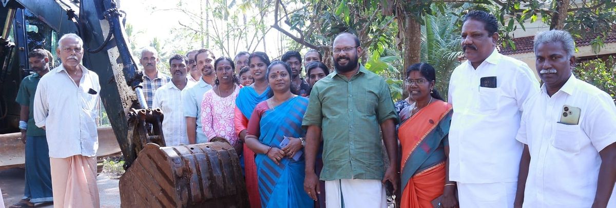 കളത്തില്‍ പറമ്പ് ഭാഗത്ത് പുതിയ പാലം വരുന്നു