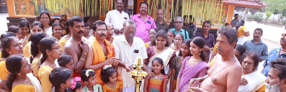 വടക്കുപുറത്ത് ദേശഗുരുതി: കേരള വിശ്വകര്‍മ്മ മഹാസഭ ദേശതാലപ്പൊലി നടത്തി