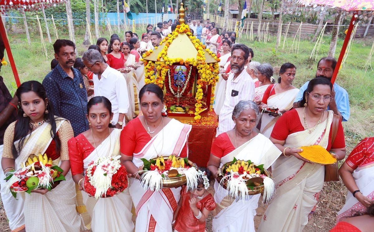 ദേശതാലപ്പൊലി ഭക്തി സാന്ദ്രം