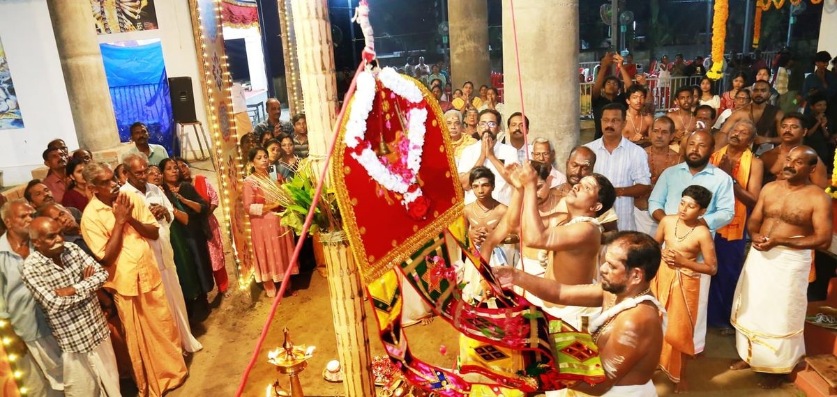 കുടവെച്ചൂര്‍ ശ്രീകണ്‌ഠേശ്വരം ശ്രീമഹാദേവ ക്ഷേത്രത്തിൽ കൊടിയേറി