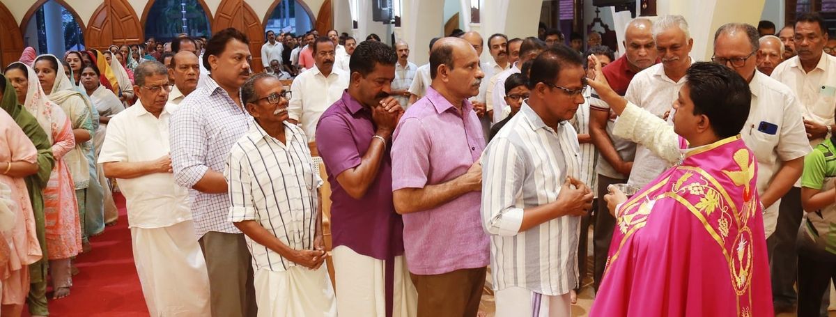 അന്‍പതു നോമ്പാചരണത്തിന്റെ വിഭൂതി തിരുനാള്‍ ആചരിച്ചു: ഇനി പ്രാര്‍ത്ഥനയുടെയും ഉപവാസത്തിന്റെയും ദിനങ്ങൾ