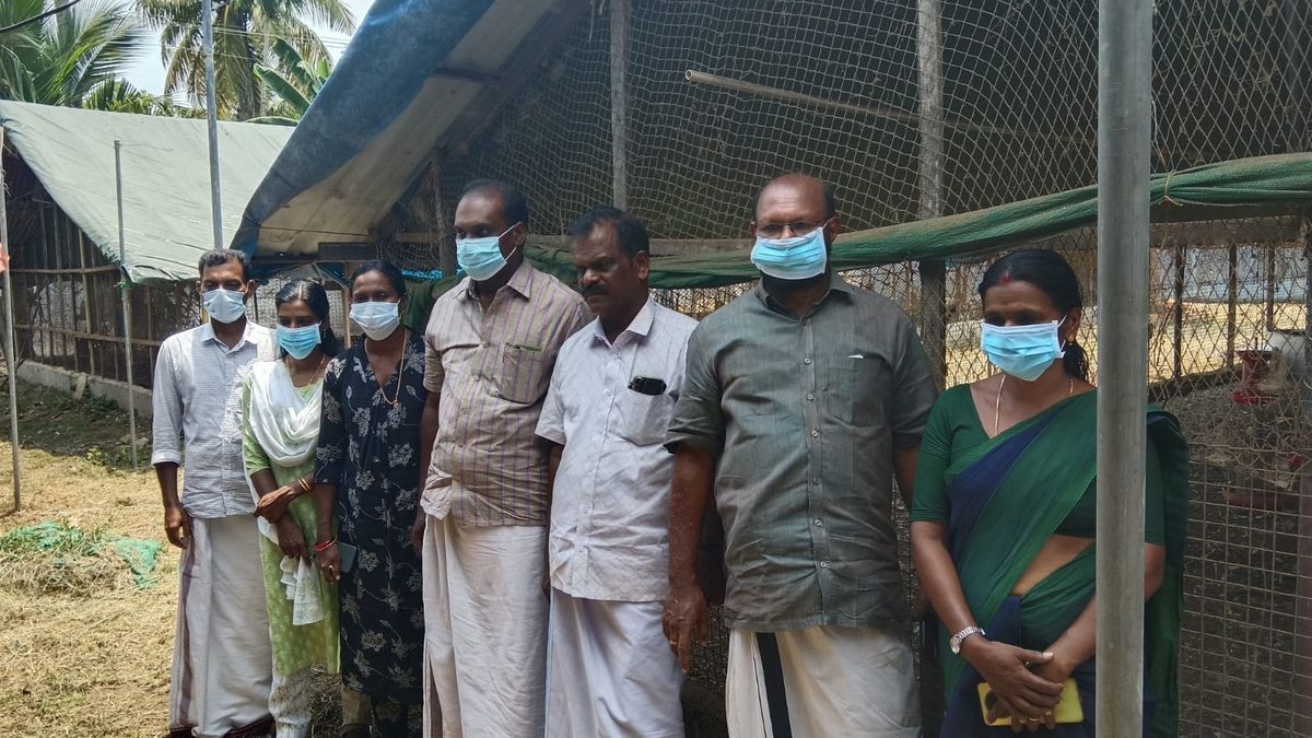 പക്ഷിപ്പനി: ഉദയനാപുരത്ത് പ്രതിരോധ നടപടികൾ തുടങ്ങി
