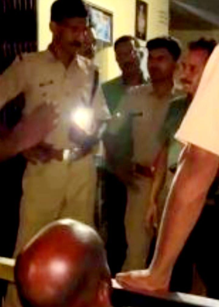 പവർകട്ടിൽ സംസ്ഥാനത്ത് പലയിടത്തും പ്രതിഷേധം