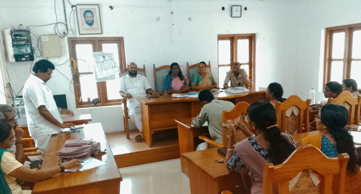 നേരെകടവ്-മാക്കേക്കടവ് ജങ്കാർ സർവ്വീസ് വീണ്ടും തുടങ്ങാൻ തീരുമാനം