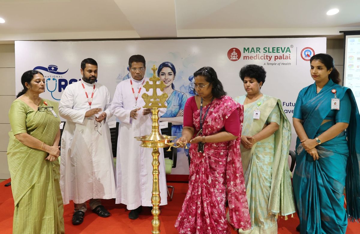 മാർ സ്ലീവാ മെഡിസിറ്റിയിൽ നഴ്സസ് ദിനാചരണം നടത്തി