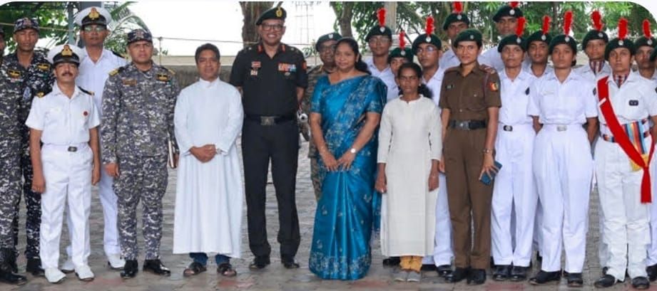 ലിസ്യൂ ഇംഗ്ലീഷ് സ്‌കൂളിലെ എന്‍.സി.സി കേഡറ്റുകളുടെ പരിശീലന മികവ് അഡീഷ്ണല്‍ ഡയറക്ടര്‍ ജനറല്‍ പരിശോധിച്ചു