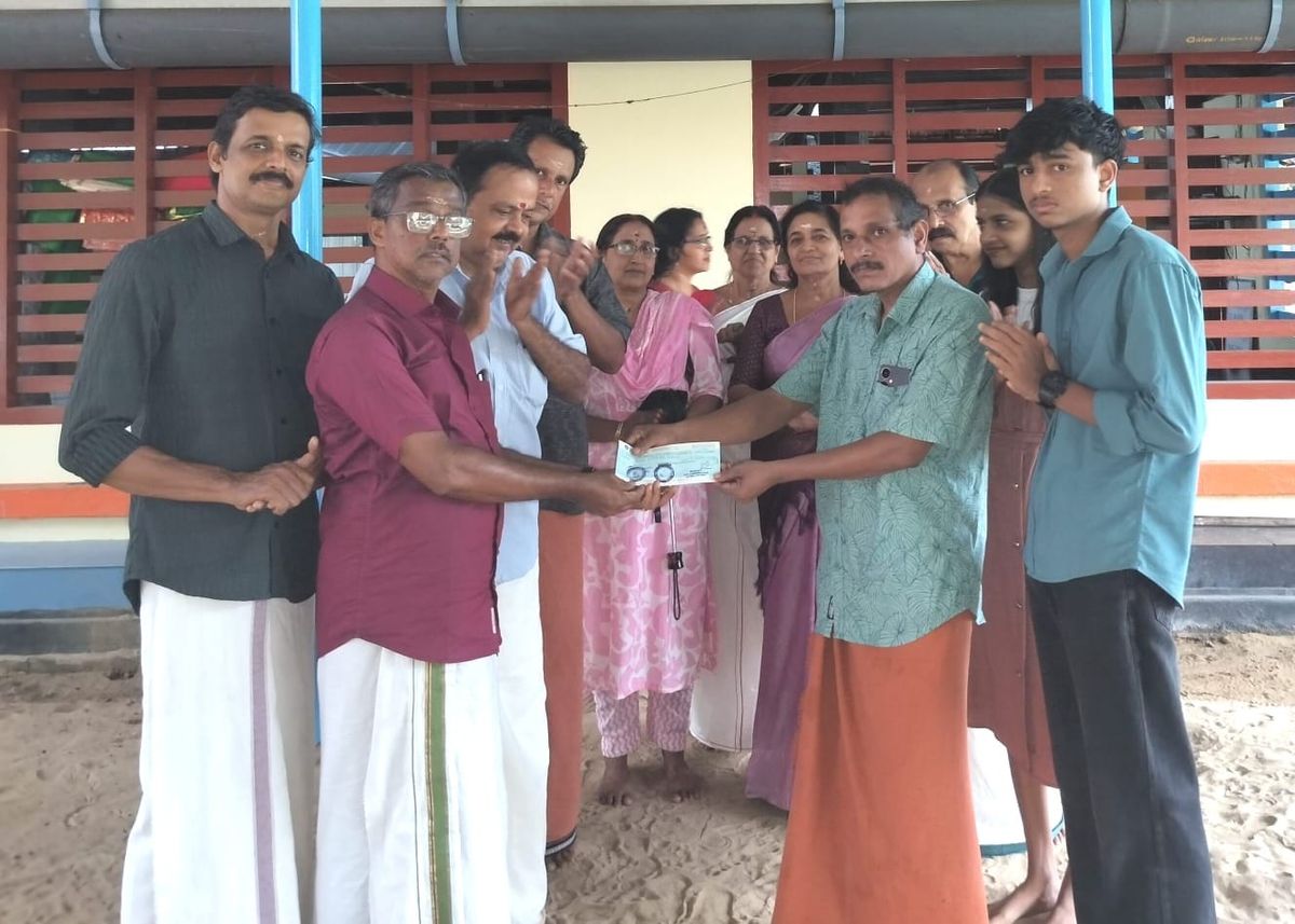 നായർ ഐക്യവേദി ഭവന നിർമ്മാണ ധന സഹായം നൽകി