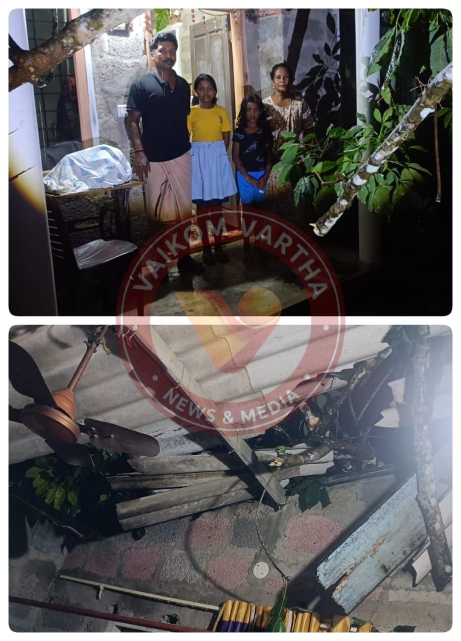 മഴയിൽ റബ്ബർമരം ഒടിഞ്ഞുവീണ് വീടിൻ്റെ മേൽക്കൂര തകർന്നു