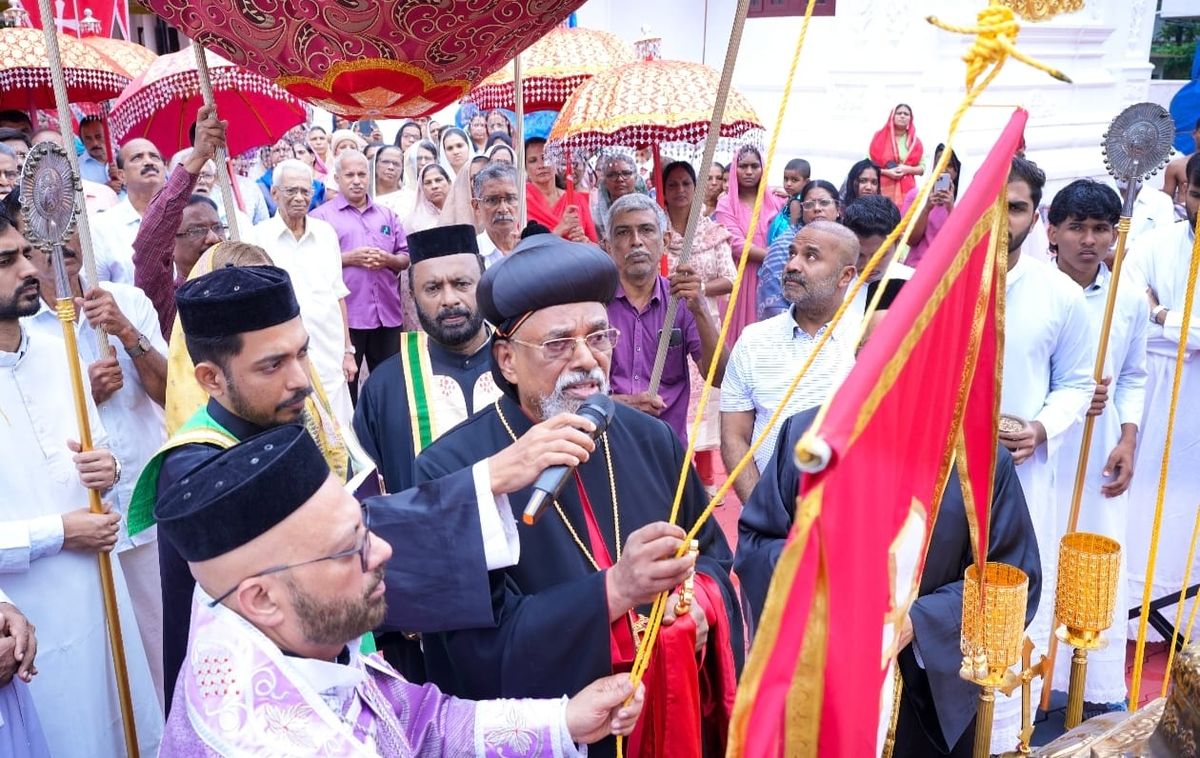 മോർ തോമാശ്ലീഹയുടെ പെരുന്നാളിന് കൊടിയേറി