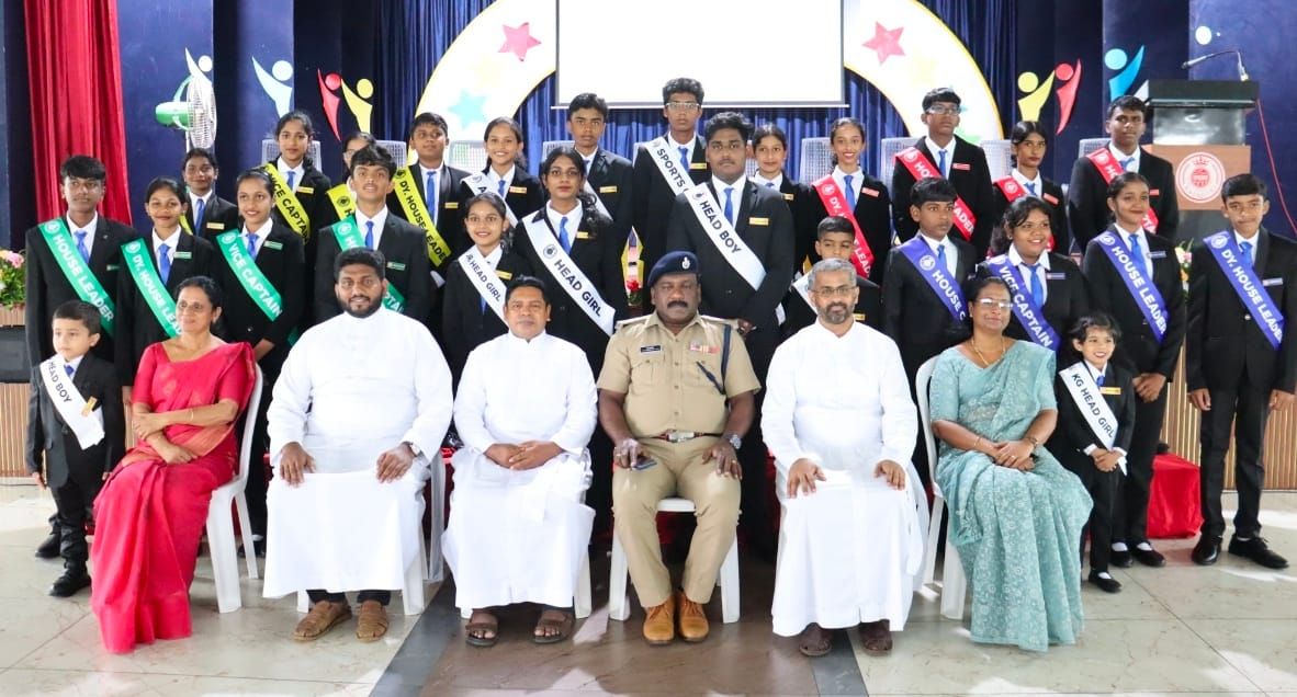 സ്കൂൾ പാർലമെന്റ് അംഗങ്ങൾ ചുമതലയേറ്റു