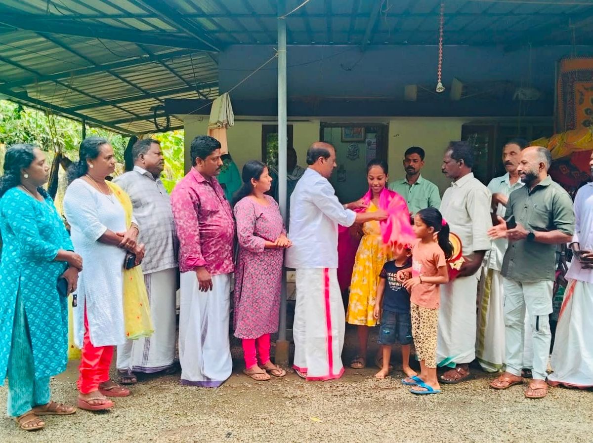 കായിക ലോകത്തേക്ക് പറന്നുയർന്ന  ദിയാ സനീഷ്കുമാറിന് നാടിന്റെ അഭിനന്ദനം