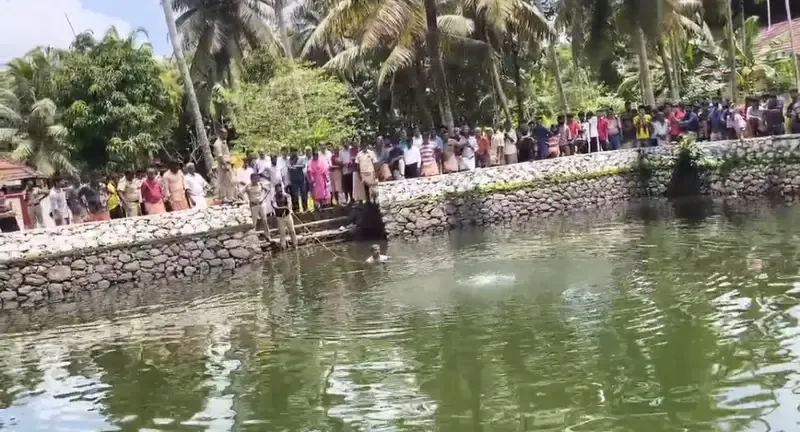 ക്ഷേത്രക്കുളത്തിൽ കുളിക്കാനിറങ്ങിയ ഒൻപതാം ക്ലാസ് വിദ്യാർഥി മുങ്ങിമരിച്ചു