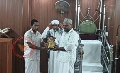 ജുമാ മസ്ജിദ് സെക്രട്ടറിക്ക് യാത്രയയപ്പു നൽകി