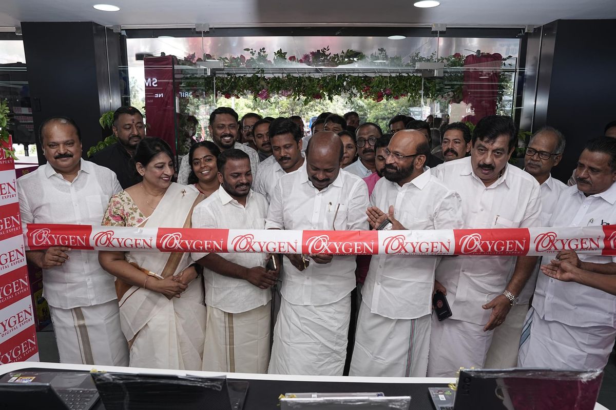 ഓക്സിജന്‍ പുതിയ ഷോറൂം ഇനി കായംകുളത്തും