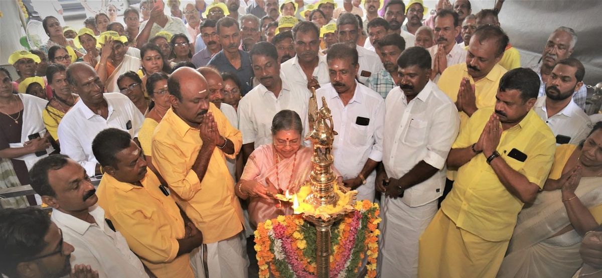 മഹാസമാധി: വൈക്കം യൂണിയന്‍ ഭക്തിനിര്‍ഭരമായ ചടങ്ങുകളോടെ നടത്തി