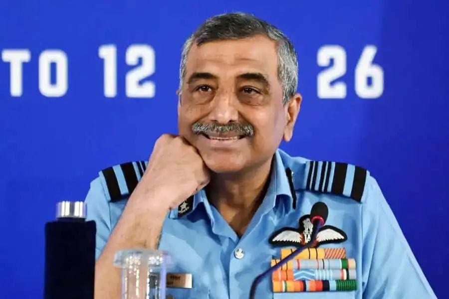 ഇന്ത്യൻ വ്യോമസേനയുടെ പുതിയ മേധാവിയായി എയർ മാർഷല്‍ അശുതോഷ് ദീക്ഷിതിനെ നിയമിച്ചു