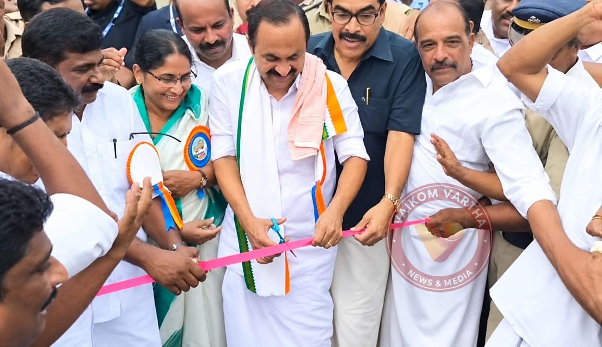 പൂവണിയുന്നത് നാടിൻ്റെ വികസന സ്വപ്നങ്ങൾ