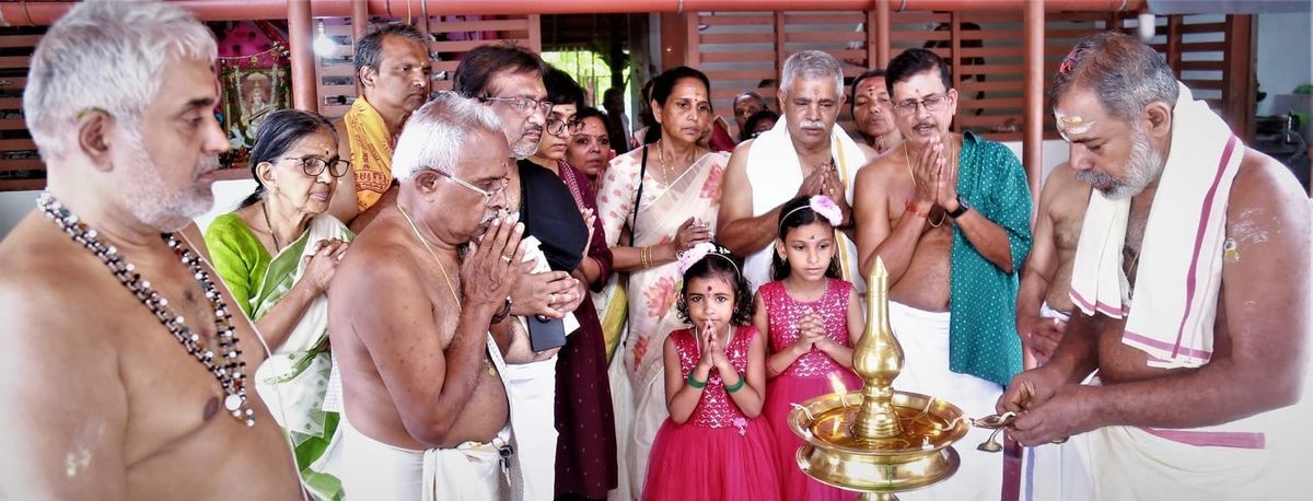 വടക്കുംകൂര്‍ മൂകാംബിക സരസ്വതി ക്ഷേത്രത്തിൽ വിദ്യാരംഭം