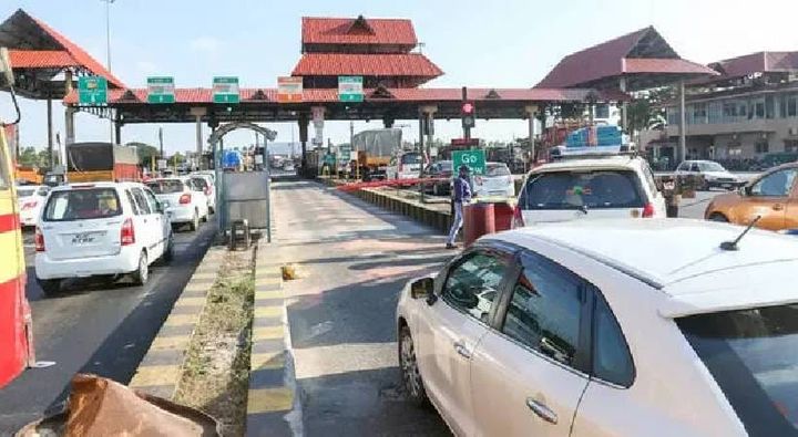 പാലിയേക്കര ടോള്‍ പ്ലാസയില്‍ നടന്നത് കൊള്ള; ആശ്വാസമായി കോടതി ഉത്തരവ്