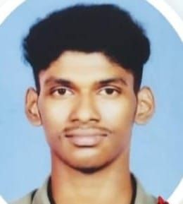 വൈക്കം റോഡ് റെയിൽവേ സ്റ്റേഷനിൽ വച്ച് പൊള്ളലേറ്റ് ചികിത്സയിലായിരുന്ന വിദ്യാർത്ഥി മരിച്ചു