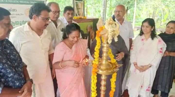 സൗജന്യ ആയുർവേദ ചികിൽസാ ക്യാമ്പ് നടത്തി