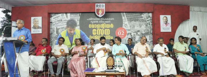 രാജ്യം ഭരിക്കുന്നവർ ഗാന്ധിജിയെ നിറയൊഴിച്ച് കൊന്ന ആശയത്തിന്റെ പിൻ മുറക്കാർ: ബിനോയ് വിശ്വം