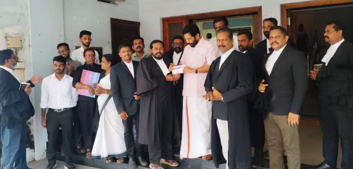 ആൾ ഇന്ത്യ ലോയേഴ്‌സ് യൂണിയൻ മെമ്പർഷിപ്പ് വിതരണ ഉദ്ഘാടനവും പ്രതിഷേധവും സംഘടിപ്പിച്ചു