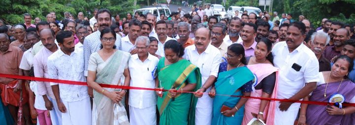 സ്വപ്‌നം പൂവണിഞ്ഞു, അക്കരപ്പാടം പാലം നാടിന് സമര്‍പ്പിച്ചു