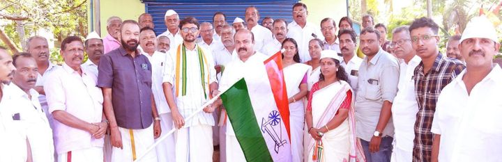 തെരെഞ്ഞെടുപ്പിനെ  മുന്നില്‍ കണ്ട് മുഖ്യമന്ത്രിയുടെ പൊള്ളയായ വാഗ്ദാനങ്ങള്‍ - ജി. ഗോപകുമാര്‍