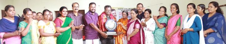 സംസ്ഥാന അവാര്‍ഡ് ജേതാവ് വൈക്കം ഭാസിക്ക് സി.ഡി.എസ്സിന്റെ ആദരവ്