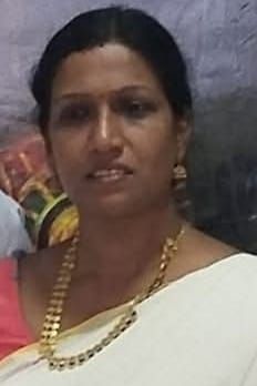 കണ്ടെയ്‌നർ ലോറി ശരീരത്തിലൂടെ കയറിയിറങ്ങി വീട്ടമ്മ തൽക്ഷണം മരിച്ചു