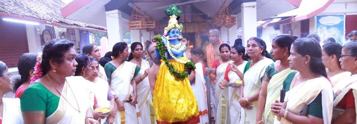 പോളശ്ശേരി ക്ഷേത്രത്തില്‍ സപ്താഹം: വിഗ്രഹ ഘോഷയാത്ര ഭക്തിസാന്ദ്രം