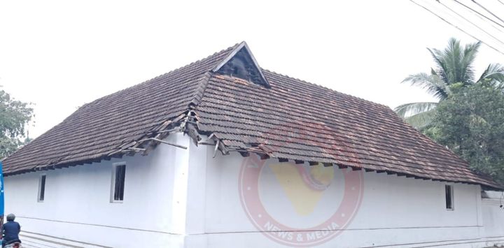 അഷ്ടമിയായിട്ടും അറ്റകുറ്റപ്പണിയില്ലാതെ പത്തായപ്പുര