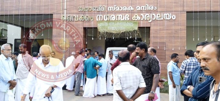 പോസ്റ്റൽ ബാലറ്റുകൾ എണ്ണിത്തുടങ്ങി