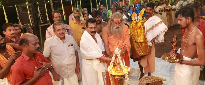 ഉല്ലല വെള്ളാപള്ളില്‍ ദേവീ ക്ഷേത്രത്തില്‍ സപ്താഹയജ്ഞം തുടങ്ങി