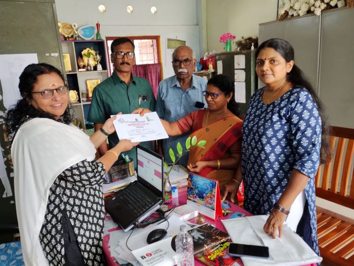 വിജ്ഞാനോത്സവത്തിൽ പങ്കെടുത്ത കുട്ടികൾക്ക് സർട്ടിഫിക്കറ്റുകൾ നൽകി