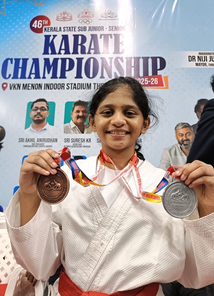 സംസ്ഥാന കരാട്ടെ ചാമ്പ്യൻഷിപ്പിൽ തിളങ്ങി മിഷേൽ ആൻ തോമസ്