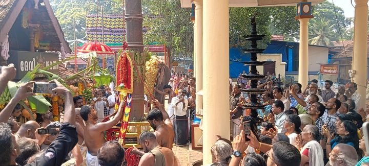 വടയാർ മേജർ ഇളങ്കാവ് ദേവീക്ഷേത്രത്തിൽ കൊടിയേറി
