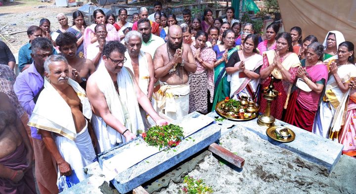 കൃഷ്ണശിലയില്‍ നിര്‍മ്മിക്കുന്ന ഗുരുദേവ ക്ഷേത്രത്തിന്റെ തൃപ്പടിവയ്പ്പ് നടത്തി