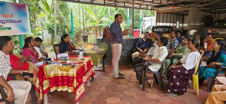 സുരക്ഷാ കവചമൊരുക്കി തേജസ് നഗർ:അസോസിയേഷൻ അംഗങ്ങൾക്ക് ഇൻഷുറൻസ് പരിരക്ഷ