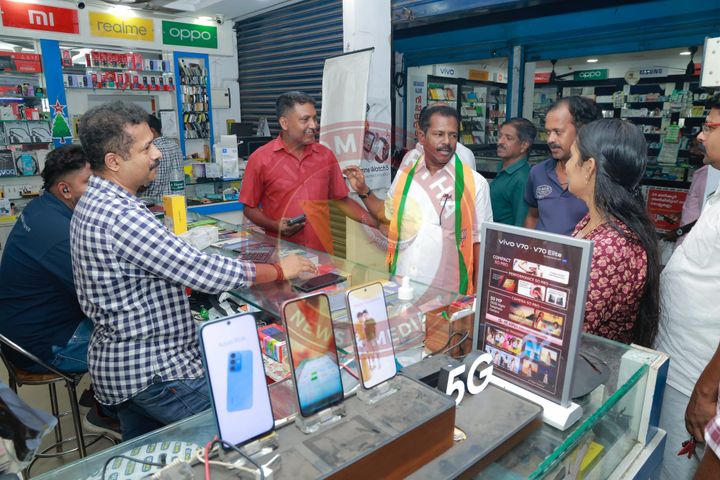 വൈക്കത്ത് കെ. അജിത്ത് പ്രചാരണം തുടങ്ങി