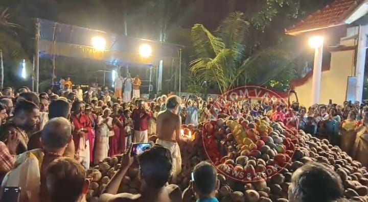 മൂത്തേടത്ത് കാവിലമ്മ മധുരാപുരിയിലേക്ക് യാത്രയായി