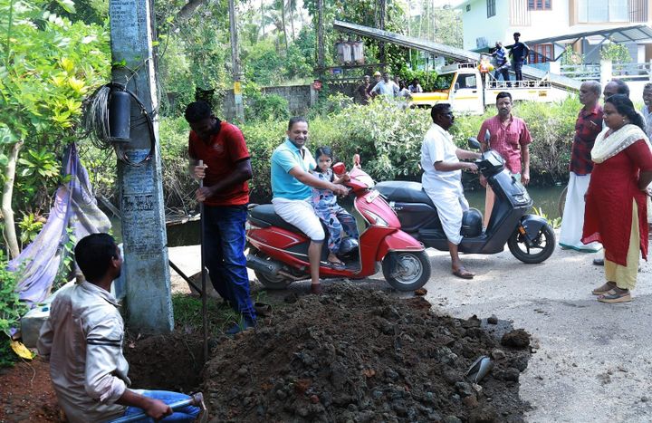 കണിയാംതോടിനു കുറുകെ പാലം; ഉള്‍നാടന്‍ മേഖലകള്‍ക്ക് യാത്രാസൗകര്യം ഒരുങ്ങുന്നു