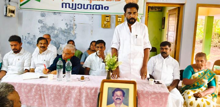 വെള്ളൂർ പത്രക്കടലാസ് നിർമ്മാണശാല ആധുനികവൽക്കരിക്കണം: തലയോലപറമ്പ് കോൺഗ്രസ് ബ്ലോക്ക് കമ്മറ്റി