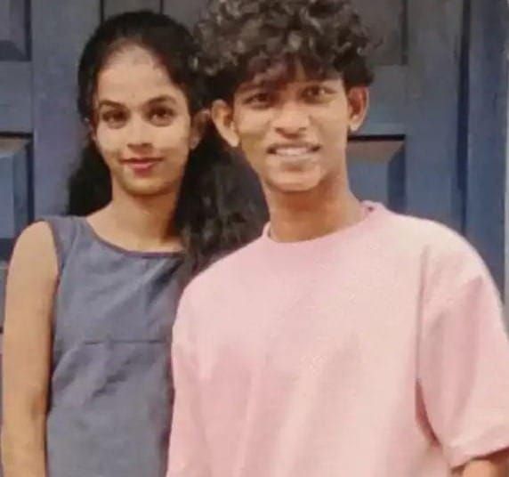 ആലപ്പുഴയില്‍ ലോറിയും ബൈക്കും കൂട്ടിയിടിച്ച്‌ ബൈക്ക് യാത്രക്കാർക്ക് ദാരുണാന്ത്യം