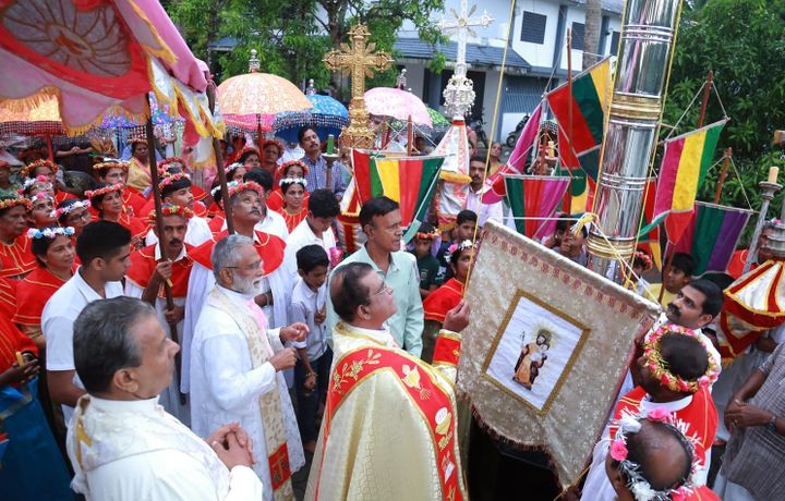 ഉദയനാപുരം സെന്റ് ജോസഫ് ദേവാലയത്തില്‍ തിരുന്നാളിന് കൊടിയേറി
